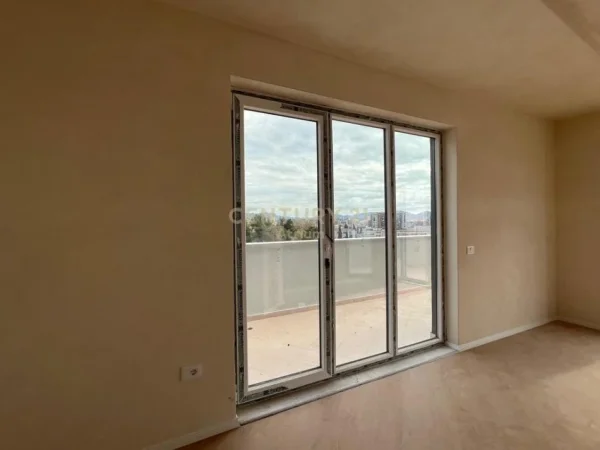 Tirane, shitet apartament Kati 8, 147 m² 150.000 € 