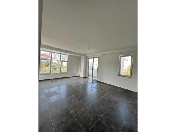 Tirane, shitet apartament 2+1 Kati 3, 93 m² 238.000 € 