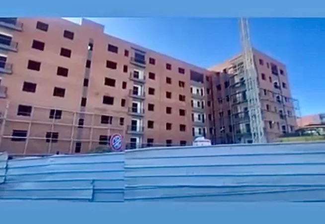 Tirane, shitet apartament 2+1 Kati 3, 90 m² 