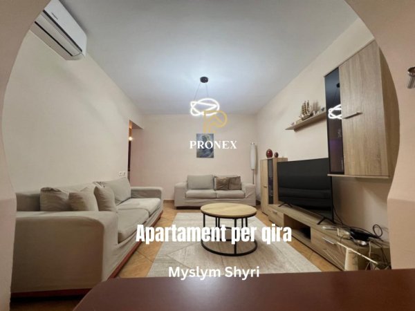 Tirane, jepet me qera apartament 2+1 Kati 3, 80 m² 700 € (Myslym Shyri)