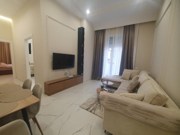 Tirane, jepet me qera apartament 2+1 Kati 2, 80 m² 1.200 € (rruga mine peza)