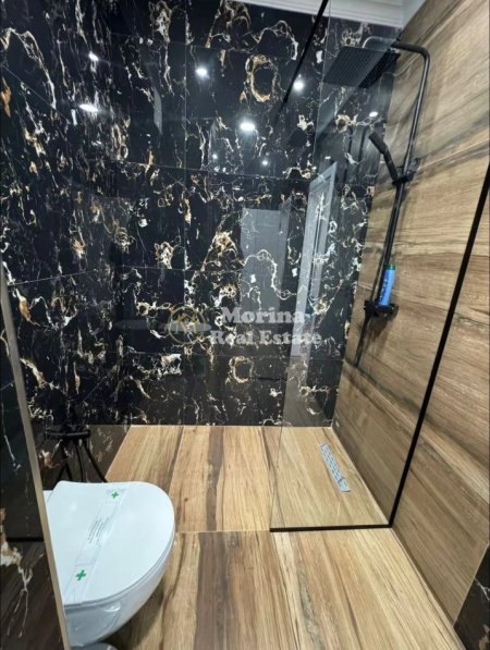 Tirane, jepet me qera apartament 2+1 Kati 2, 100 m² 900 € (Rruga 4 Deshmoret)