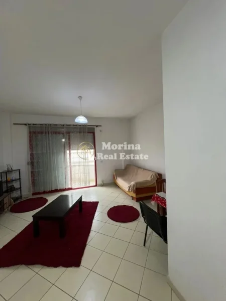 Tirane, jepet me qera apartament 1+1 Kati 6, 70 m² 350 € (Casa Italia)