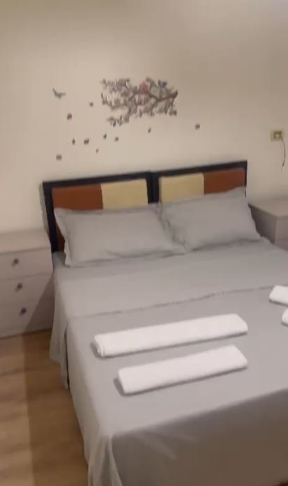 Prane kompleksit mangalem, jepet me qera 1+1