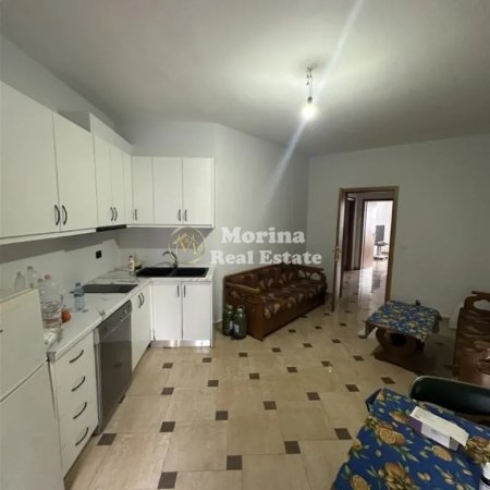 Tirane, jepet me qera apartament 3+1+Ballkon Kati 4, 140 m² 600 € (Kodra e Diellit)