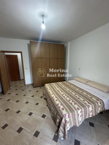 Tirane, jepet me qera apartament 3+1+Ballkon Kati 4, 140 m² 600 € (Kodra e Diellit)
