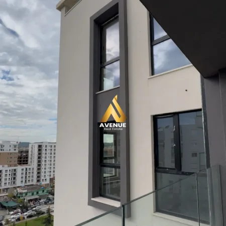 Tirane, shitet apartament 2+1+Ballkon Kati 10, 138 m² 227.700 € (beniamin kruta)