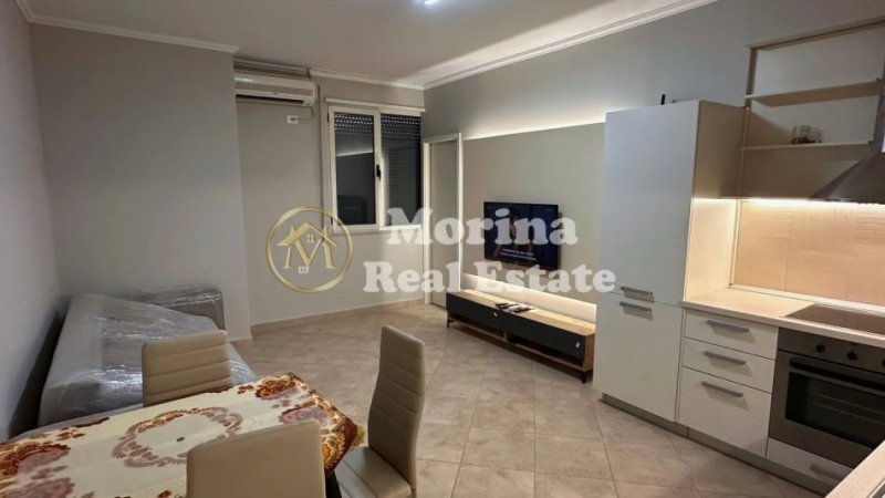 Tirane, jepet me qera apartament 2+1 Kati 4, 90 m² 750 € (Rruga Kongresi i Manastirit)