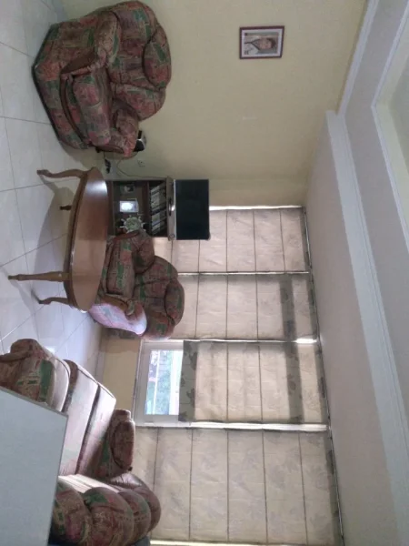 Tirane, jepet me qera apartament 1+1 Kati 3, 56 m² 400 € (Rr Petro Nini Luarasi)