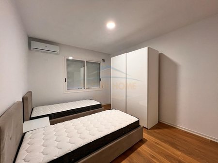 Vlore, shitet apartament 2+1 Kati 5, 107 m² 172.800 € (Sheshi i Flamurit)