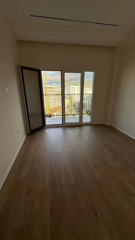 Tirane, shitet apartament 1+1 , 55 m² 91.443 € 