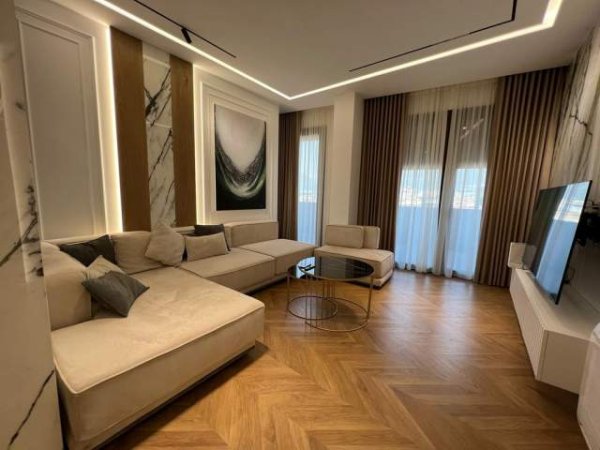 Tirane, jap me qera apartament 2+1+BLK Kati 8, 122 m² 1500 Euro (Rruga Barrikadave)