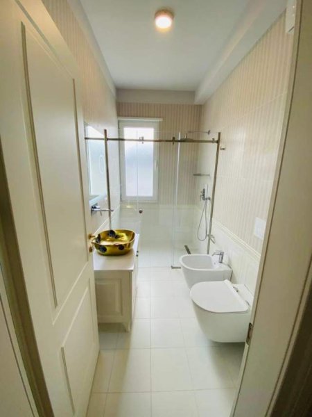 Tirane, shes apartament 3+1 140 m² Euro (TEG, Joy Residence)