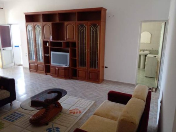 Tirane, jepet me qera  2+1+BLK Kati 2, 35.000 Leke (Rrexhep Jella)