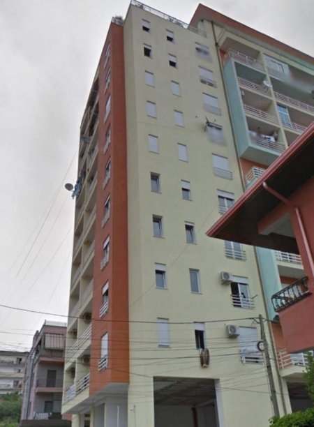 Tirane, shitet apartament 2+1+BLK Kati 8, 92 m² 125.000 Euro (Rruga Kadri Kerciku)