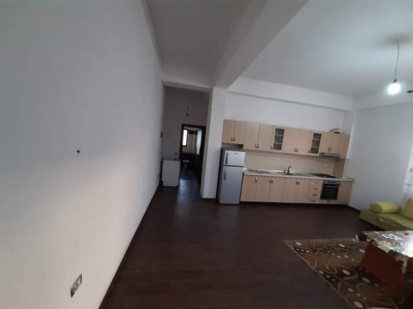 Tirane, jepet me qera apartament 1+1+BLK Kati 2, 75 m² 29.000 Leke (Fuat Toptani)