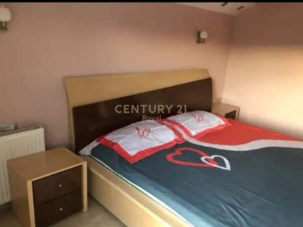 Tirane, jepet me qera apartament 3+1+BLK Kati 2, 104 m² 400 Euro (Rruga e Drilonit)