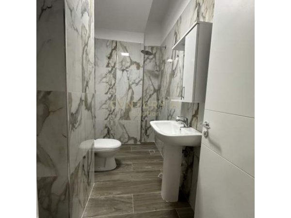 Tirane, jepet me qera apartament 2+1+BLK Kati 3, 89 m² 580 Euro (Rruga e Dibres)