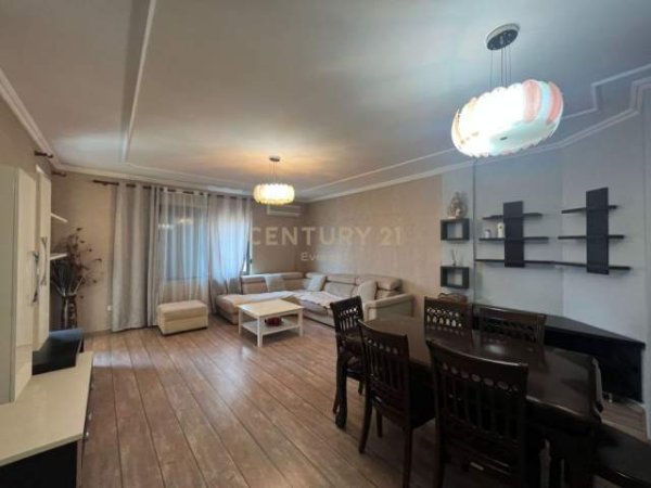 Tirane, shitet apartament 3+1+BLK Kati 9, 152 m² 280.000 Euro (RR. E BARRIKADAVE)