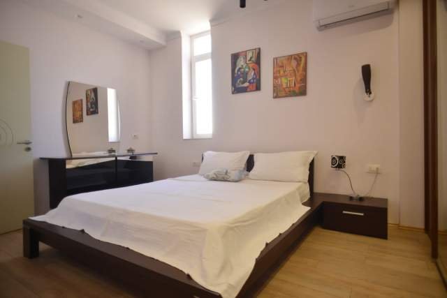 Tirane, jepet me qera apartament 2+1+BLK Kati 9, 102 m² 850 Euro (Rr. Islam Alla - Myslym Shyri)