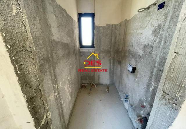 shitet apartament Kati 4, 127 m² 1.400 Euro/m2 (Rruga Dhimiter Konomi, Vlore)