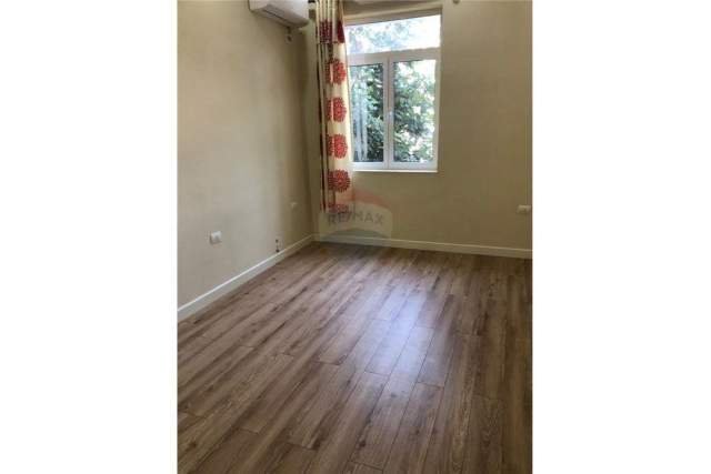 Tirane, shitet apartament 3+1+BLK Kati 2, 88 m² 150.000 Euro (Rruga e Dibres)