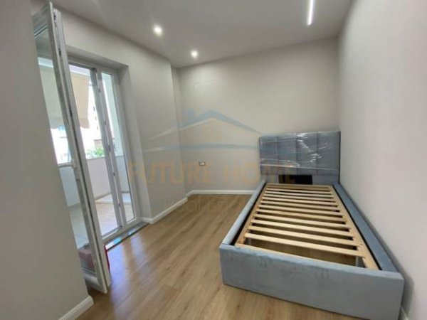 Tirane, shitet apartament 2+1+BLK Kati 2, 117 m² 220.000 Euro (Rruga Margarita Tutulani)