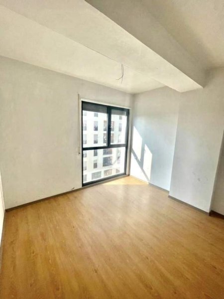 Tirane, shes apartament 1+1 70 m² 95.000 Euro (Kompleksi ASL, Pediatria)