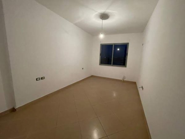 Tirane, jepet me qera apartament 3+1+BLK Kati 3, 136 m² 25.000 Leke (bulevardi blu)