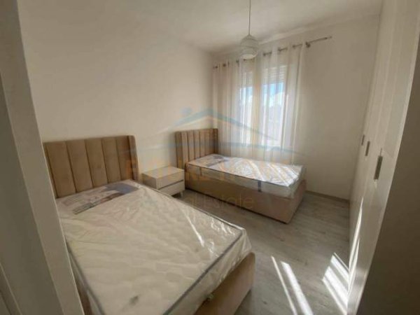 Tirane, jepet me qera apartament 2+1+BLK Kati 3, 87 m² 450 Euro (Teodor Keko)