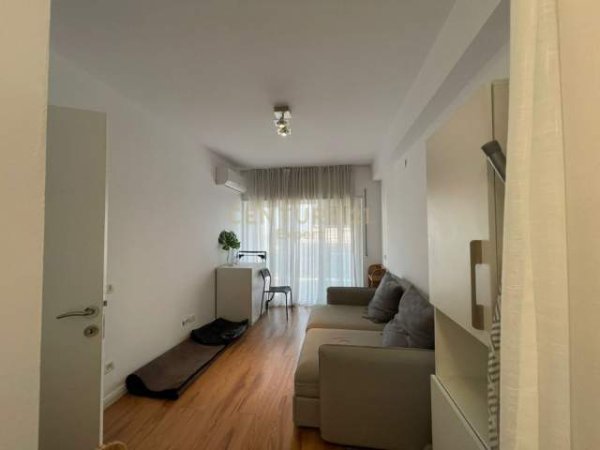 Jepet me qera apartament 3+1 1.600 Euro (kodra e diellit)