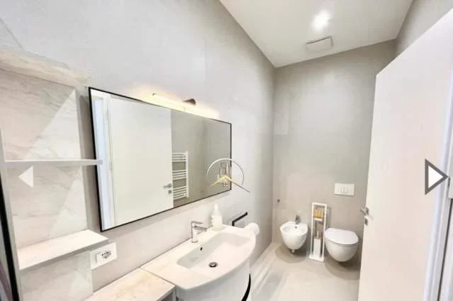 Tirane, jepet me qera apartament 1+1+BLK Kati 3, 71 m² 1.100 Euro (Rruga e Elbasanit)