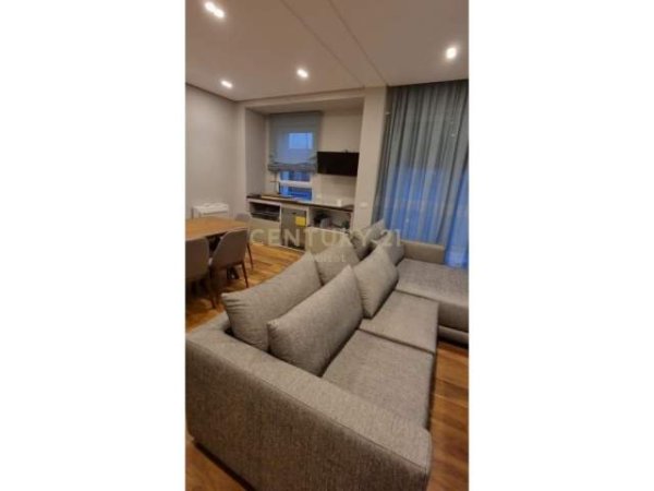 Tirane, shes apartament 2+1 260.000 Euro (secret garden)