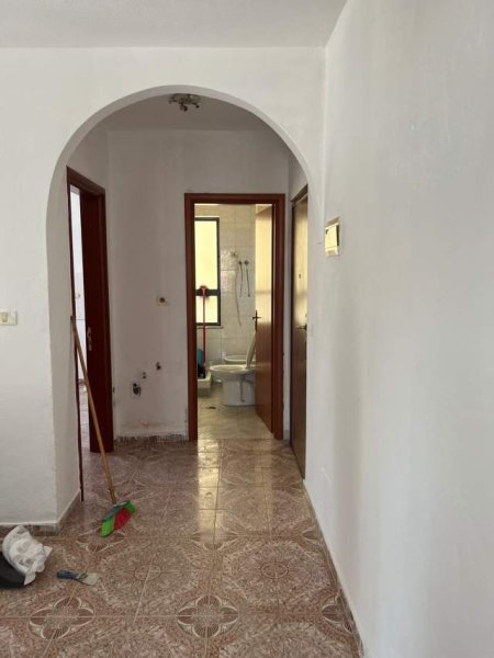Tirane, jepet me qera apartament 1+1+BLK Kati 7, 60 m² 35.000 Leke (spahivogli)