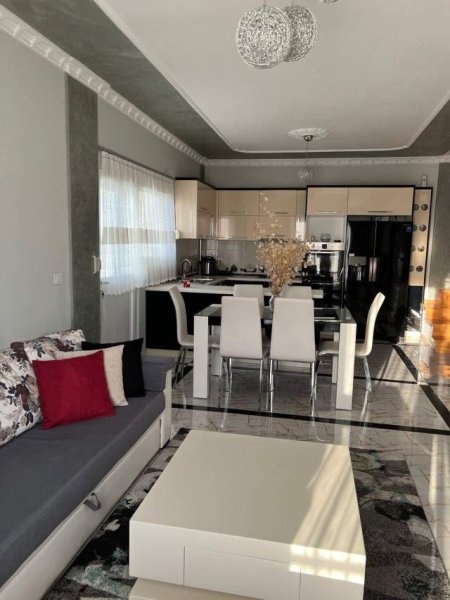 Tirane, jepet me qera apartament 3+1+BLK Kati 2, 130 m² 500 Euro (vjoleta manushi)
