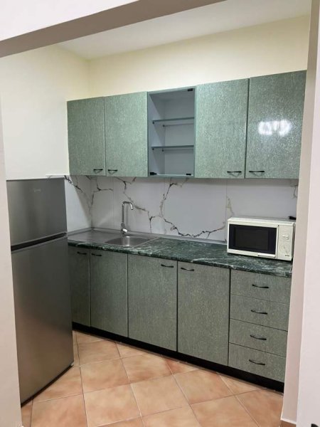 Tirane, jepet me qera apartament 2+1+BLK Kati 3, 73 m² 400 Euro (Marie logoreci)