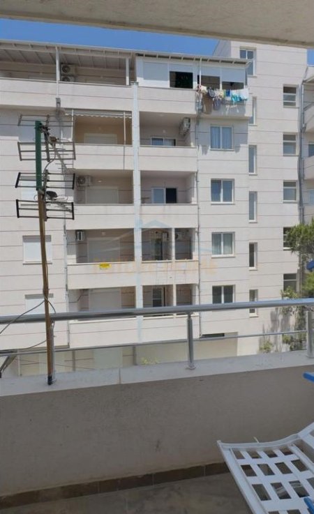 Qerret, shitet apartament 1+1 Kati 2, 66 m² 99.000 € 