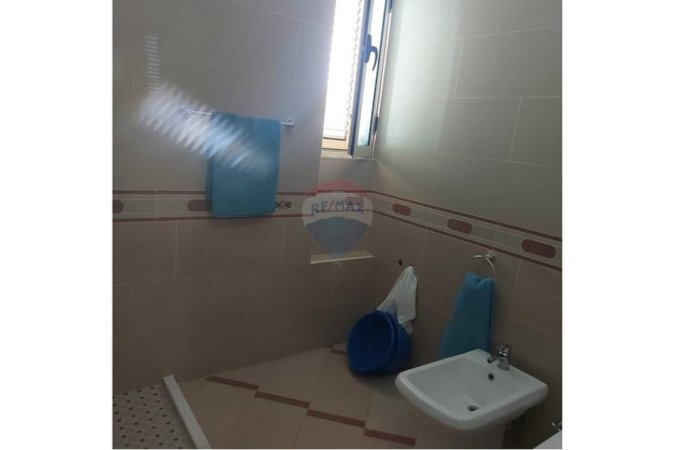 Vlore - Lungomare, shitet apartament+verande | Penthouse 2+1+Ballkon , 115 m² 260.000 € (LUNGO MARE, VLORË)