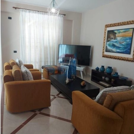 Vlore - Lungomare, shitet apartament+verande | Penthouse 2+1+Ballkon , 115 m² 260.000 € (LUNGO MARE, VLORË)