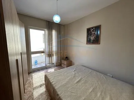 Mali Robit, shitet apartament 1+1 Kati 5, 75 m² 83.000 €