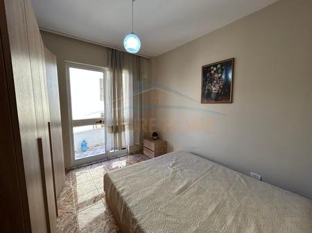 Mali Robit, shitet apartament 1+1 Kati 5, 75 m² 83.000 €