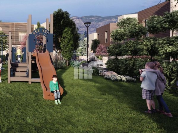 Tirane, shitet Vile 3 Katshe , 271 m² 678.000 € (“GREEN UP LIVING RESIDENCE”, NE MJULL BATHORE)