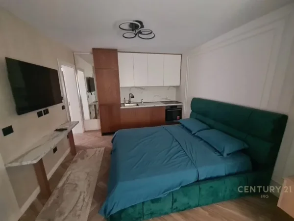 Tirane, jepet me qera apartament 1+1 Kati 2, 30 m² 400 € (Myslym Shyri)