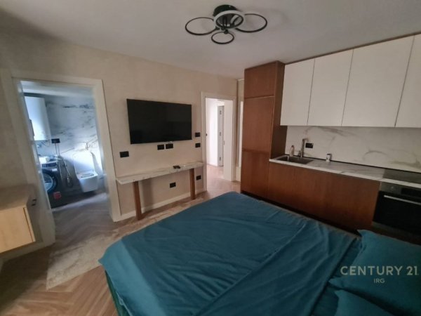 Tirane, jepet me qera apartament 1+1 Kati 2, 30 m² 400 € (Myslym Shyri)