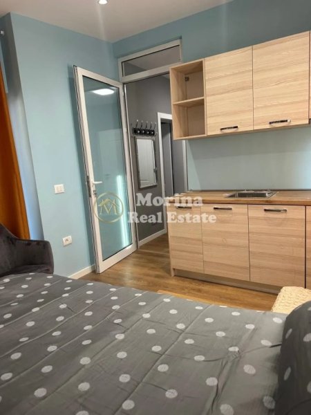 Tirane, jepet me qera apartament 1+1 Kati 2, 60 m² 650 € (Pazari i Ri)