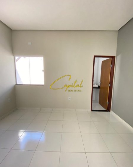 Tirane, jepet me qera dyqan Kati 0, 65 m² 500 € (ALI DEMI)