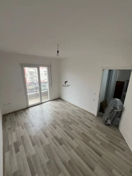 Tirane, jepet me qera apartament 2+1 Kati 2, 90 m² 550 € (ASTIR)