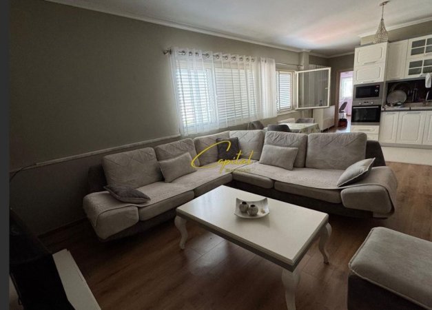 Tirane, jepet me qera apartament 2+1 Kati 8, 105 m² 650 € (DON BOSKO)