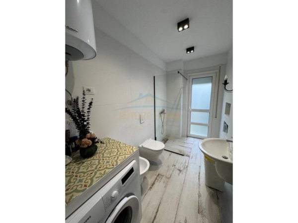 Durres, shitet apartament 2+1 Kati 0, 89 m² 320.000 €
