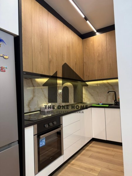 Tirane, shitet apartament 1+1+Ballkon Kati 6, 49 m² 110.000 € (Don Bosko)